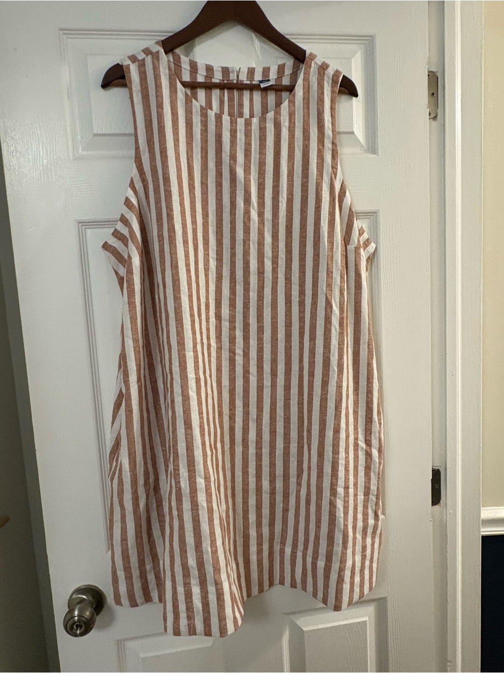 Old Navy Sleeveless Dress